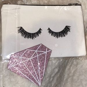 Eyelashes with Eyelash Bag by GlamLife